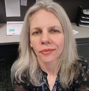 Meet your Posher, Mitzi